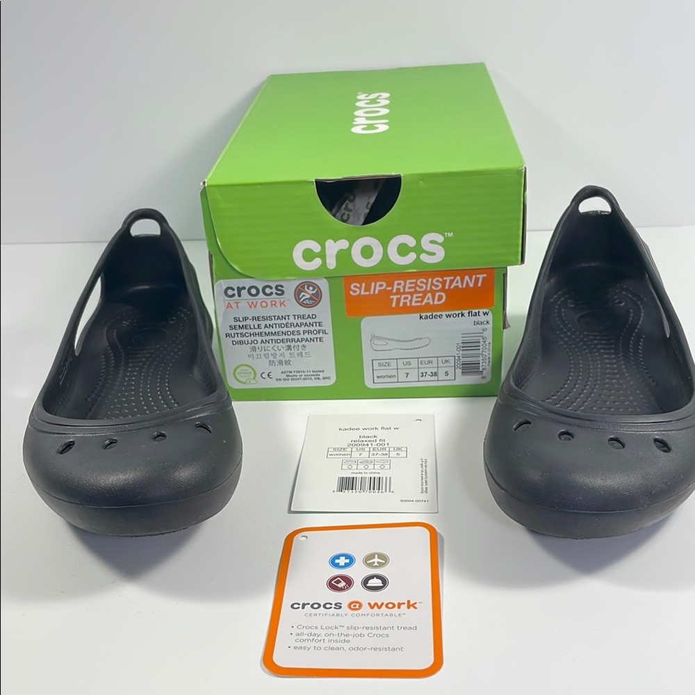 CROCS Black Slip-Resistant Work Flats Size 7